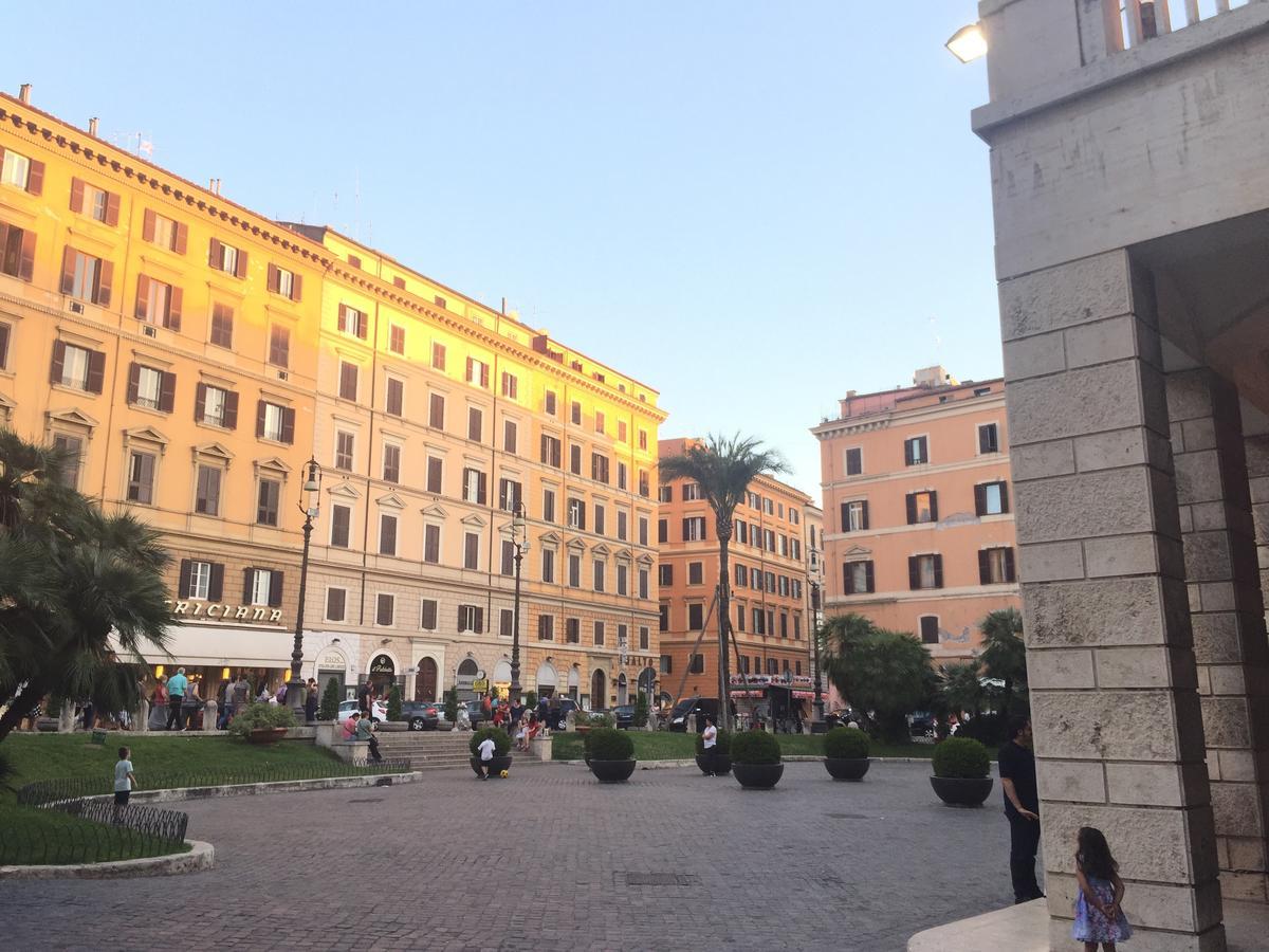 L'Opera Apartments Roma Esterno foto